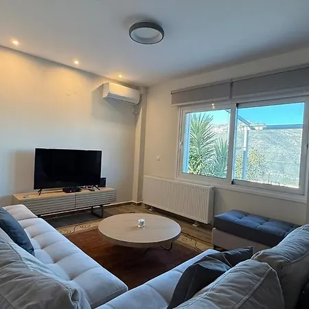 Apartment Charitou *